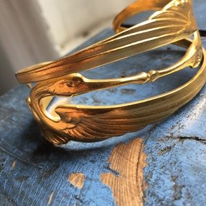 Swan bangle — Escher-esque birds in love!